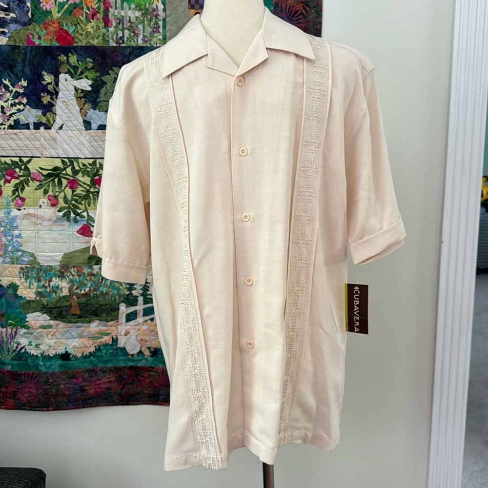 CUBANERA  dress casual shirt , Buenos Aires size small in papyrus colors  new